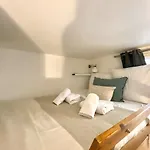 Appartement New 126 Lumiere - Cosy Center Parijs